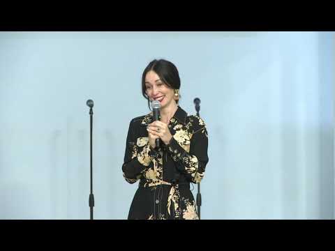 Видео: Евгения Пронькина -"Учиться быть женщиной"