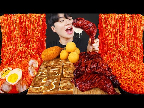 Видео: ASMR MUKBANG & Готовка | ОСТРАЯ ЛАПША & жареная курица & СЫР ХОТ-ДОГ | звук еды !!