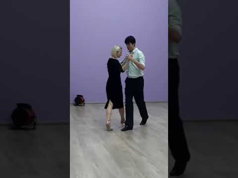 Видео: Петр Лихачев. Связка для милонги. Резюме урока. Milonga variation