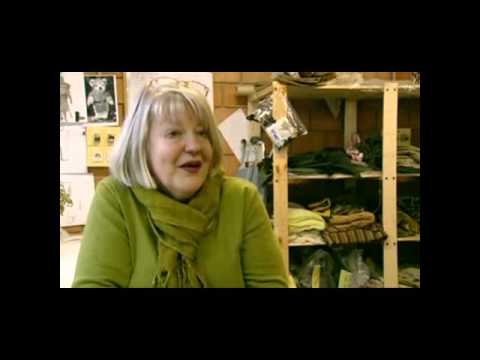 Видео: О костюмах Гая Гизборна (с русскими субтитрами)