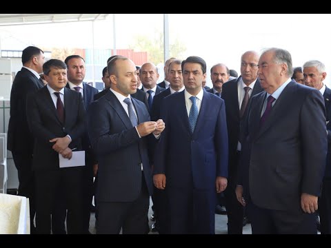 Видео: Пешвои миллат  муҳтарам Эмомалӣ Раҳмон дар шаҳри Душанбе шаҳраки нави саноатиро ифтитоҳ намуданд