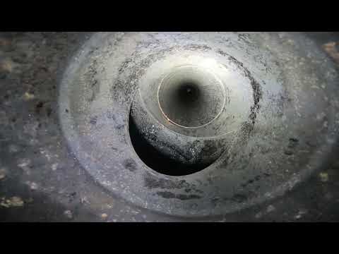 Видео: Как прочистить дымоход самому не залезая на крышу