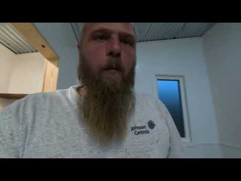 Видео: Вынуждены переехать пораньше. Мини-домик №17 #Seesii #Электроножницы #Секатор #Обрезка