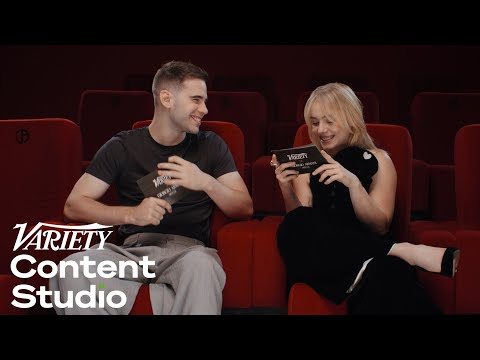 Видео: Хулио Пенья и Клара Галле присоединяются к киноклубу Variety x Armani