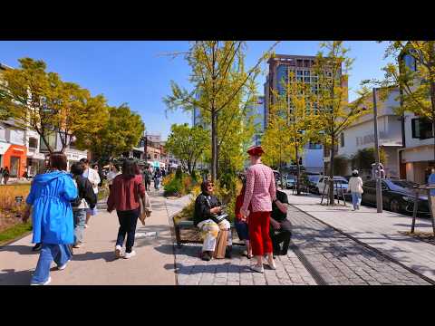 Видео: [4K] Весенний день в апреле, кафе Yeonam-dong, улица Сеул, Корея