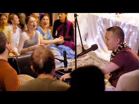 Видео: Мукунда - Киртан Мела 2023 день 2