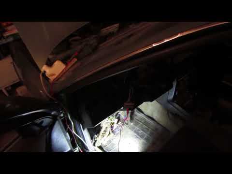 Видео: audi 100 нет зарядки от генератора