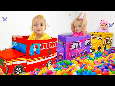 Видео: История Wheels On The Bus с Алисой | Детские стишки и песенки