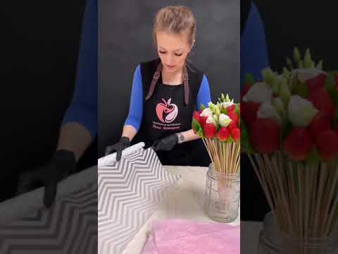 Видео: Ягодный букет с цветами