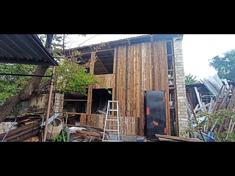 Видео: Стройка из глины и опилок. Лучше и теплее материала нет.