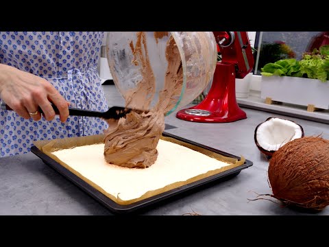 Видео: Каждая швейцарская бабушка печет этот пирог зимой — влажный и божественно вкусный.