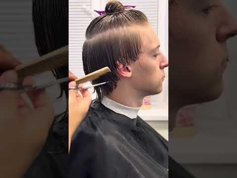 Видео: ✂️ Модная мужская стрижка 2025 | 🔥  Процесс и результат