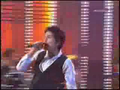 Видео: Дима Билан - Невозможное Возможно(8 марта)