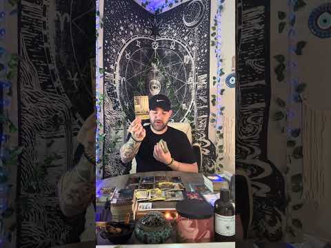 Видео: ВОДОЛЕЙ | ЭТОТ ЧЕЛОВЕК ТАК СИЛЬНО ТЕБЯ ХОЧЕТ, ЧТО РАЗРЫВАЕТСЯ НА ЧАСТИ! БИТВА ПРОКЛЯТИЙ!