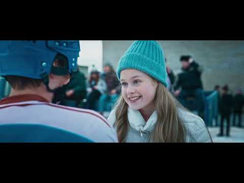 Видео: Полина Гагарина - Не сдавайся никогда! (OST Хоккейные папы)