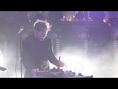 Видео: Дельфин [на корабле] - Всё ( 04.09.2025, Москва )