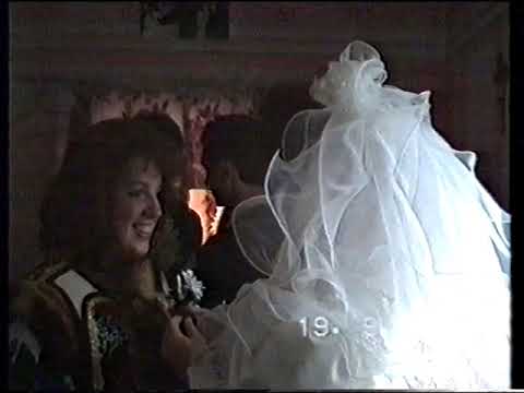 Видео: ВЕСІЛЛЯ В СЕЛІ ЮЖИНЕЦЬ. ЧЕРНІВЕЦЬКА ОБЛАСТЬ. АРХІВ 20.09.1992