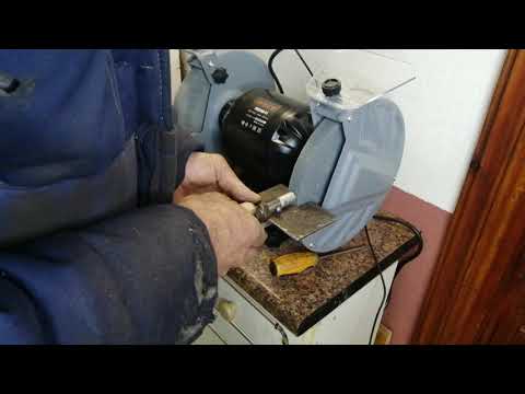 Видео: Алмазный карандаш для правки наждачных кругов