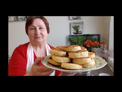 Видео: Оладушки из творога!