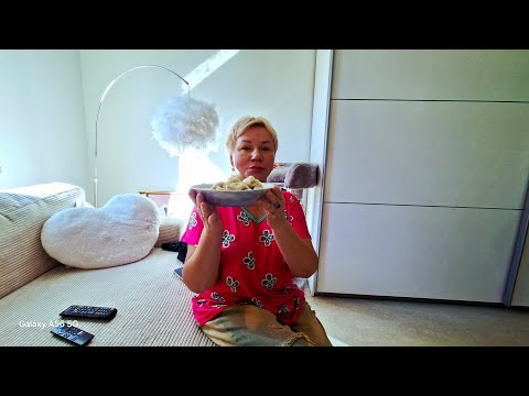 Видео: #влог# ПЕЛЬМЕНИ ОТ ДОЧЕРИ/САЛАТ ОТ СЫНА/МОЙ ДЕНЬ С ВАСИЛИЕМ И МАРИЕЙ/
