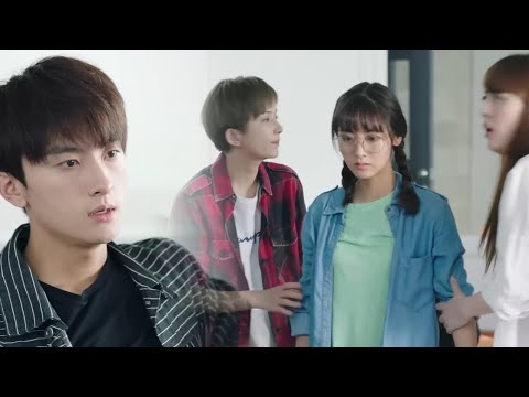 Видео: Над Золушкой издевались, генеральный директор был в ярости и предупредил всех