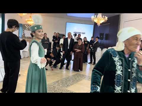 Видео: Ну извините , если вас пригласили на юбилей почему бы не погулять ? 