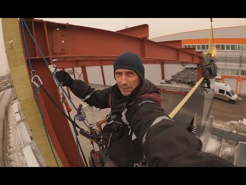 Видео: Монтаж сэндвич-панелей на Светлановской. Новосибирск.