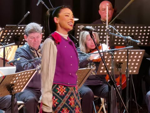 Видео: Петя Панева в Добрич с Оркестър за народна музика на БНР 21.03.2025