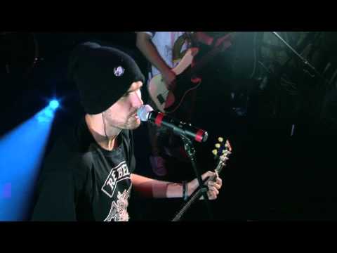 Видео: Noize MС "Я ухожу из рэпа (Show Must Go On)"