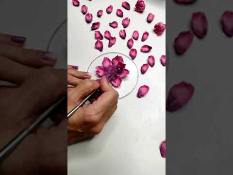 Видео: Пионы любят все #лепка #творчество #polymerclay #полимернаяглина #diy #хобби