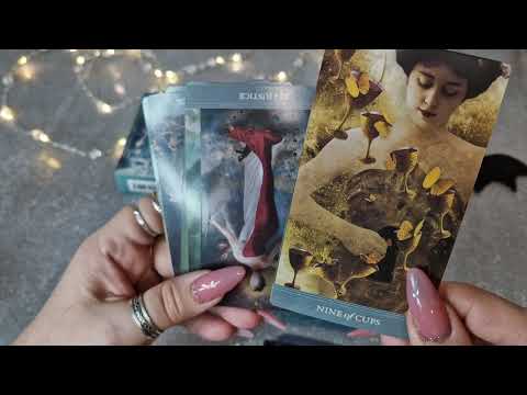 Видео: Продолжение обзора моей коллекции таро и оракулов . Мои рабочии колоды.