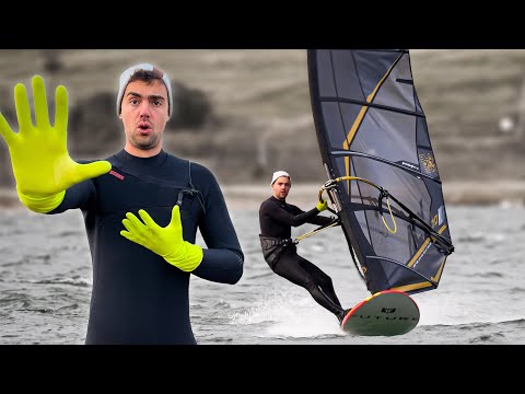 Видео: Зимний лайфхак для виндсерфинга: желтые кухонные перчатки против замерзания рук!🥶