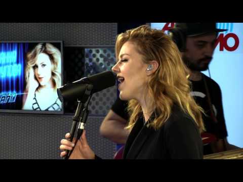 Видео: Юлианна Караулова - Не Верю (LIVE @ Авторадио)