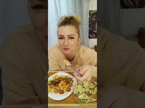 Видео: Мукбанг макарошки с соусом 