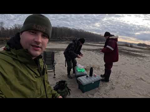 Видео: Закрыли сезон, Дед настоящий рыбак