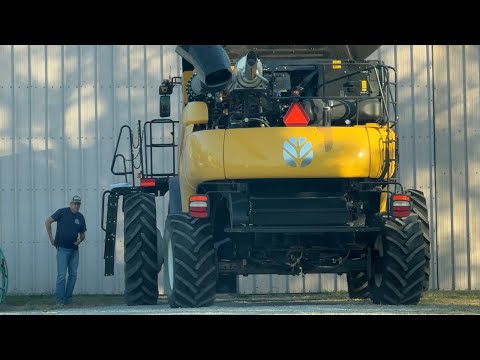 Видео: Волнение первого дня с новым комбайном / Осенний урожай в Небраске (1)