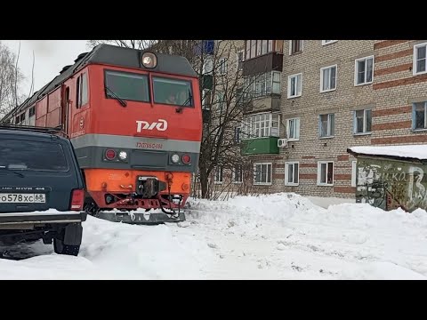 Видео: ТЭП70БС-098 и СДПМ на подъездных путях к станции Мичуринск-Воронежский!