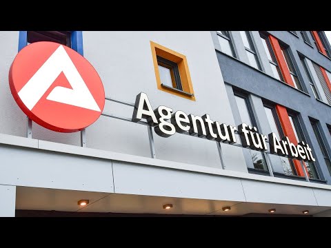 Видео: Arbeitsagentur. Первое обращение на биржу труда в Германии