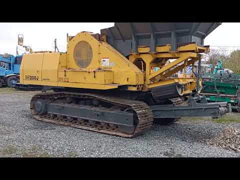 Видео: Дробилка щековая Komatsu BR200J