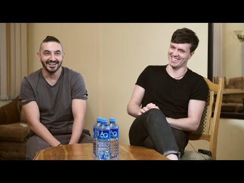 Видео: Участник юмористического шоу «Импровизация» Арсений Попов: у нас все рождается здесь и сейчас