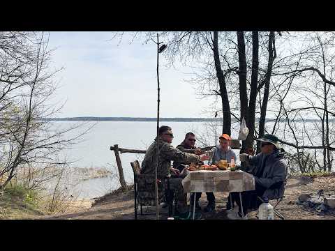 Видео: 🐠🐟 НОЧЕВКА в ЧЕРНОМ ЛЕСУ на ПЕЧЕНЕГАХ 2025 / КЛЕВ ХОРОШЕЙ РЫБЫ 🐠🐟