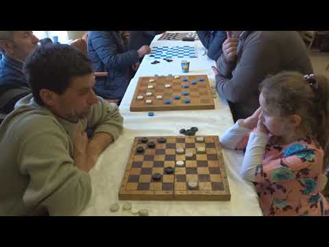 Видео: Никто не сможет найти эту ошибку! Миху - Еригина. Где ошиблась девочка? | #шашки