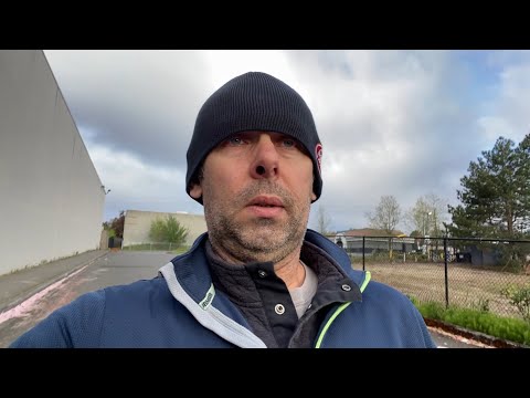 Видео: May 2, 2024 в Макдаке приняли за бомжа, работа на классике Peterbilt 389 C15 Cat￼