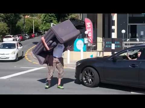 Видео: Идиоты по всему миру! Самые смешные провалы на Земле