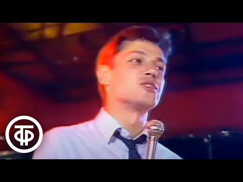 Видео: Игорь Скляр "Я уеду в Комарово" (1986)