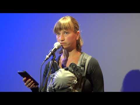 Видео: Аля Хайтлина на фестивале в Мюнхене (октябрь 2022)