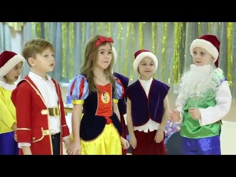 Видео: Спектакль на английском языке "Белоснежка"