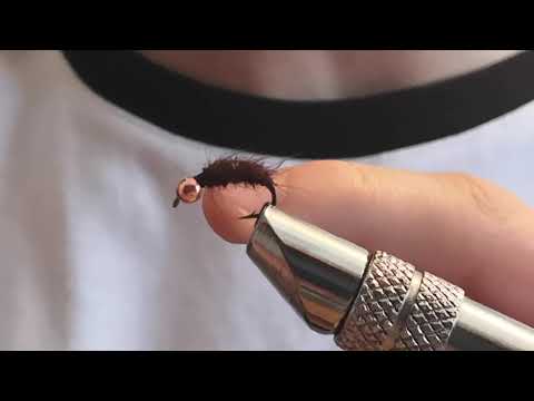 Видео: Мушка на хариуса, имитация овода.