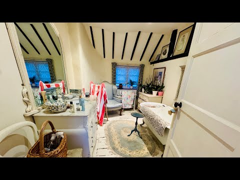 Видео: Детальная уборка и расхламление ванной комнаты Flylady Zone 3 | Уборка с Кейт #уборкаванной