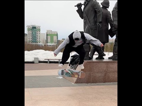 Видео: Как сделать Ollie со ступеней / How to make Ollie from stairs